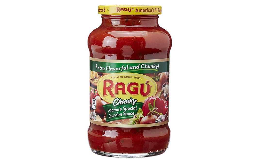Ragu Chunky Mama's Special Garden Sauce   Glass Jar  680 grams